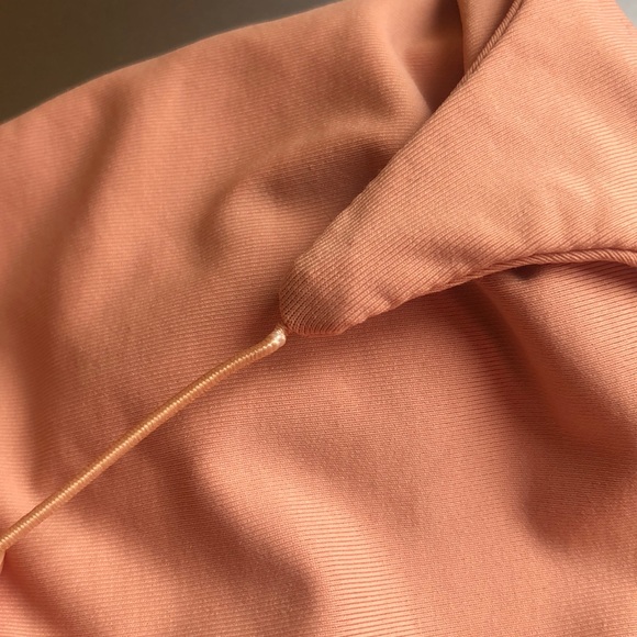 Meshki Kaiya Thin Strap Crop Top - Apricot XS - Picture 8 of 13